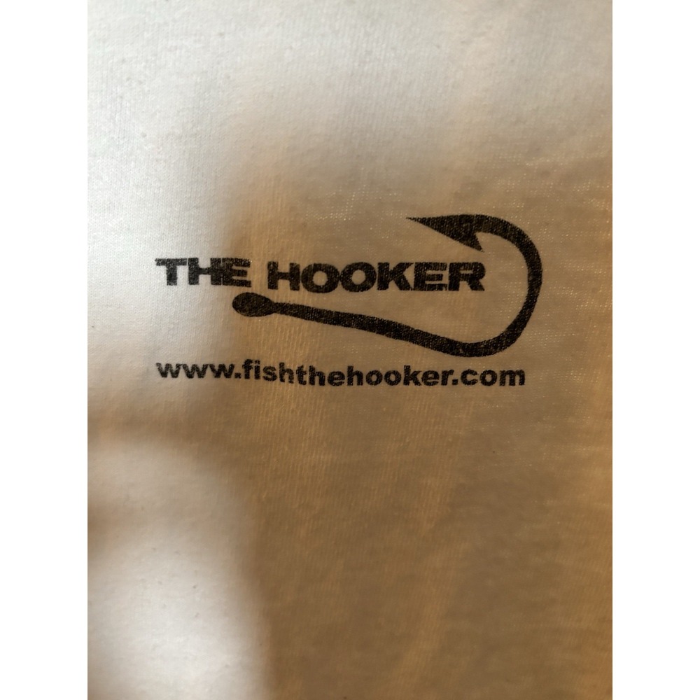 Vintage "The Hooker" Order Inlet NC Fishing Graphic T[W] - Picture 3 of 7